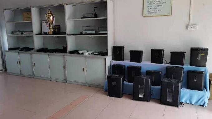 72dB 騒音レベル 5 紙 A4 ストライプカット紙 家庭用オフィススクールバンクのためのシラッダー S606B 11